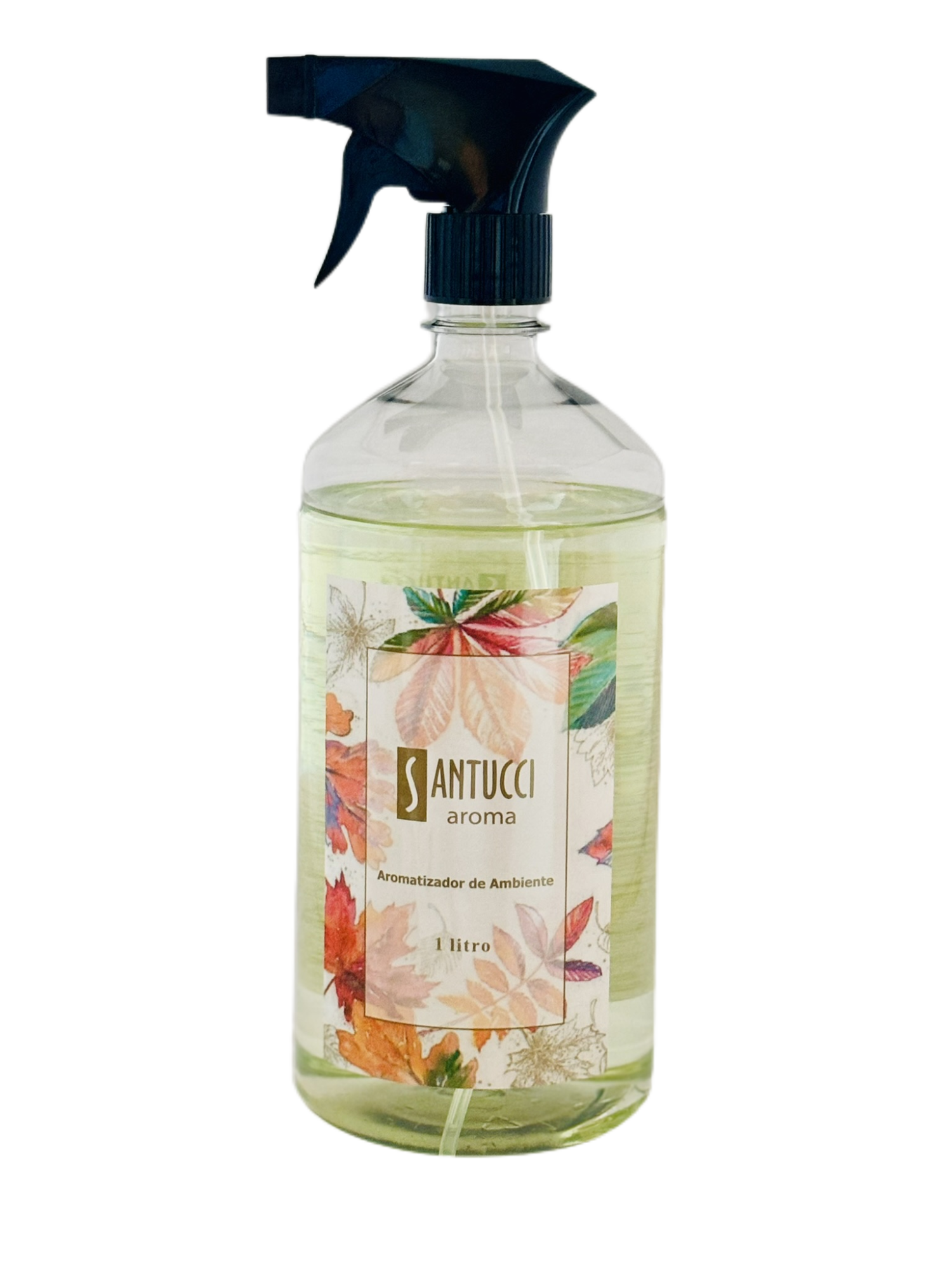 Descrição da imagem: "Frasco transparente de aromatizador de ambiente com pulverizador, marca SANTUCCI aroma, de 1 litro, com um rótulo decorado com folhas coloridas."